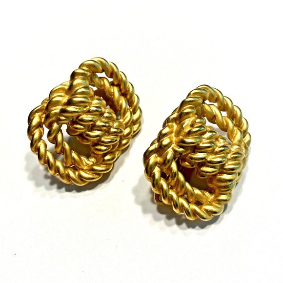 Vintage Clip On Earrings Classic Gold Rope Textured Dimensional Y2K Boss Lady - Picture 1 of 9